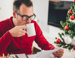 La desconexión digital a examen: ¿cuáles son los profesionales que menos desconectan del trabajo en Navidad?